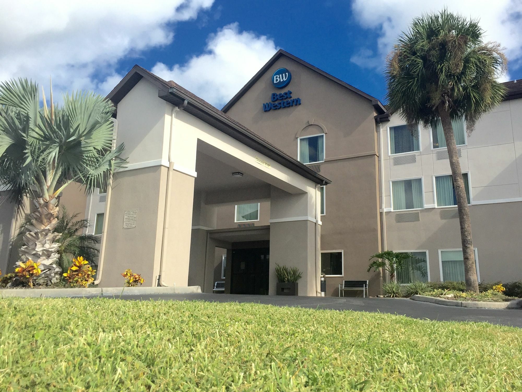 Best Western Auburndale Inn & Suites Exteriér fotografie